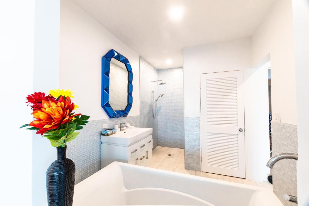 Caprice 9 - Oceanfront Villa - Gated Community With Pool Nassau Luaran gambar